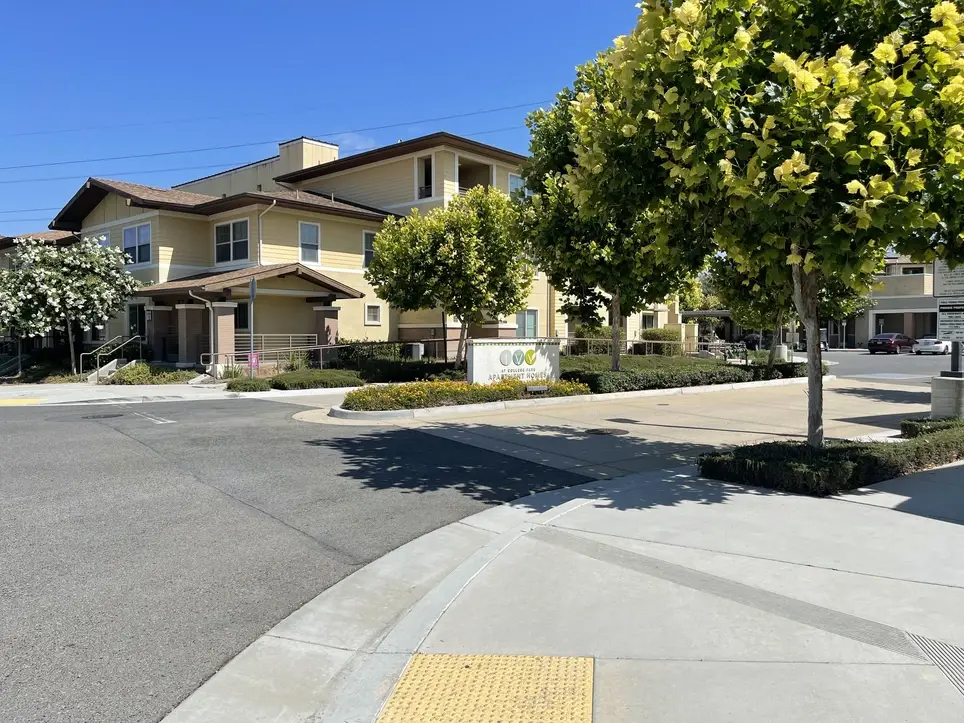 Help Distribute Food to Neighbors in Need