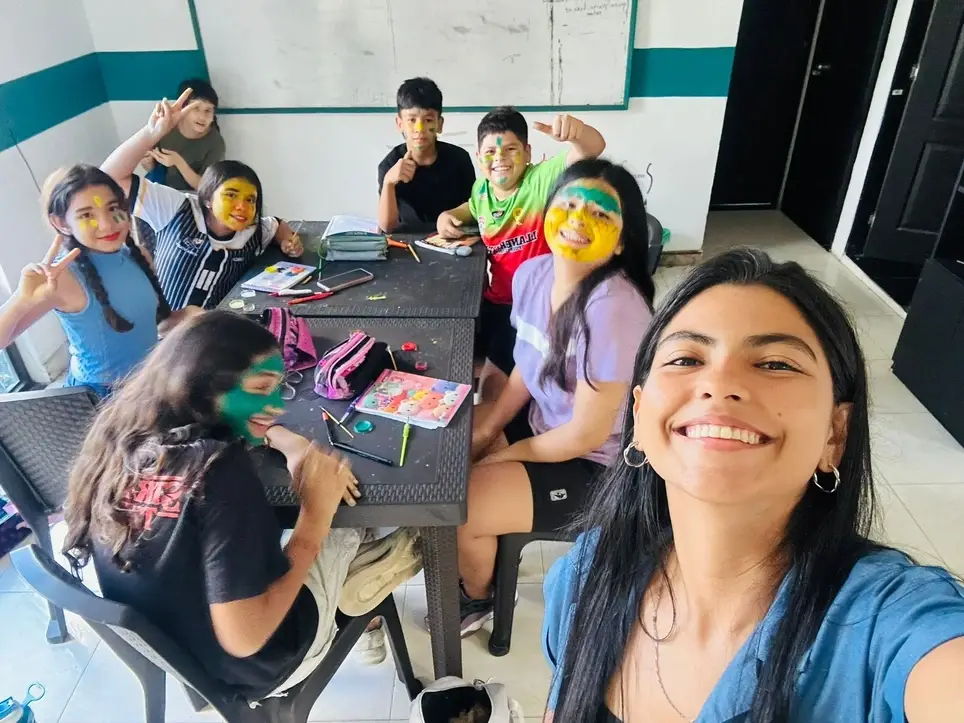 Be a Teacher in the center geografic of colombia!