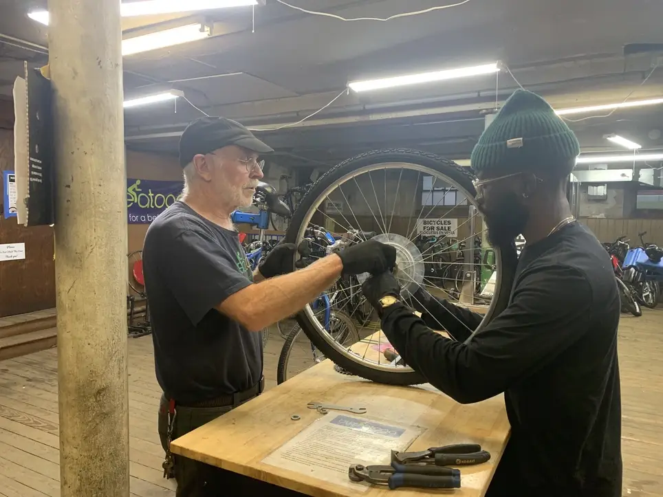 Join Our Volunteer Bike Workshop Team