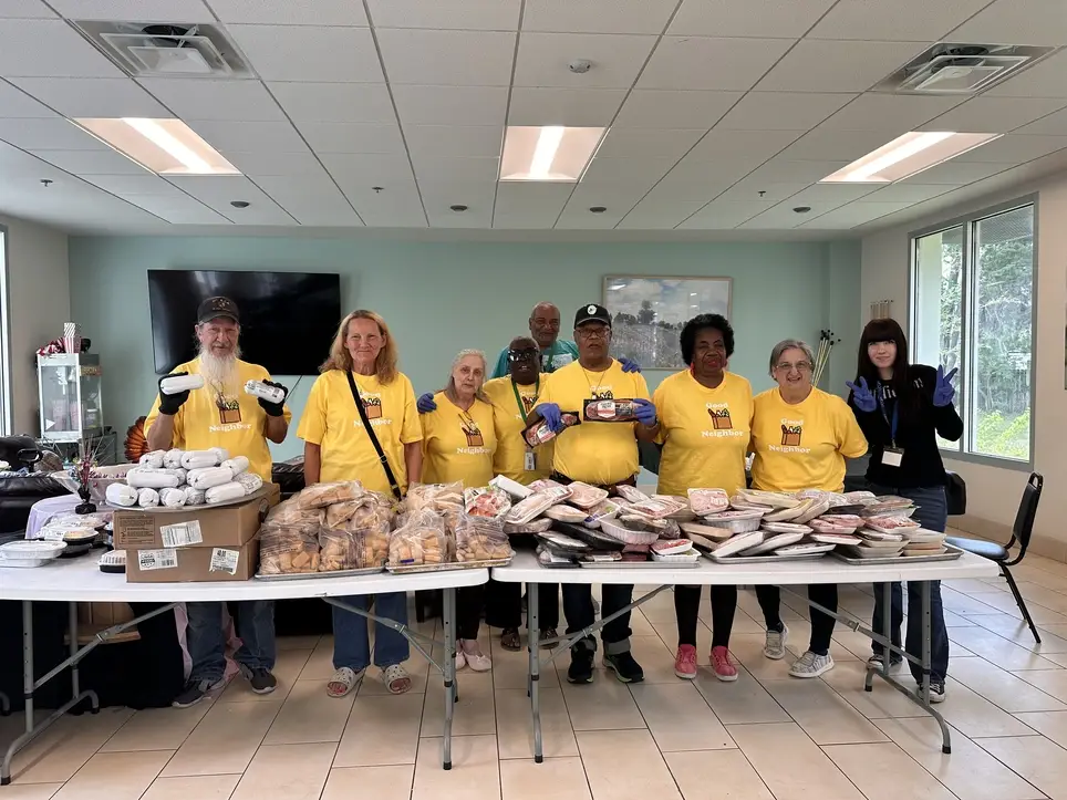 Bilingual (Bosnian) Client Shopping Assistant Translator - Mobile Food Pantry