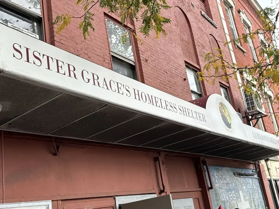 Volunteer Opportunity at Sister Grace's Homeless Shelter- LaMadonna Della Strada