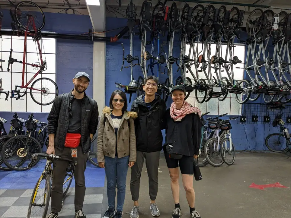 Bike the Bay! Volunteers Needed to Lead a Bike Tour for Travelers