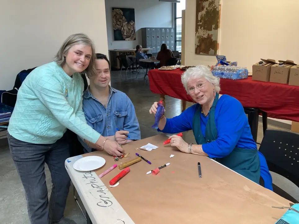 Art Class Volunteer – Inclusive Community Arts Programs