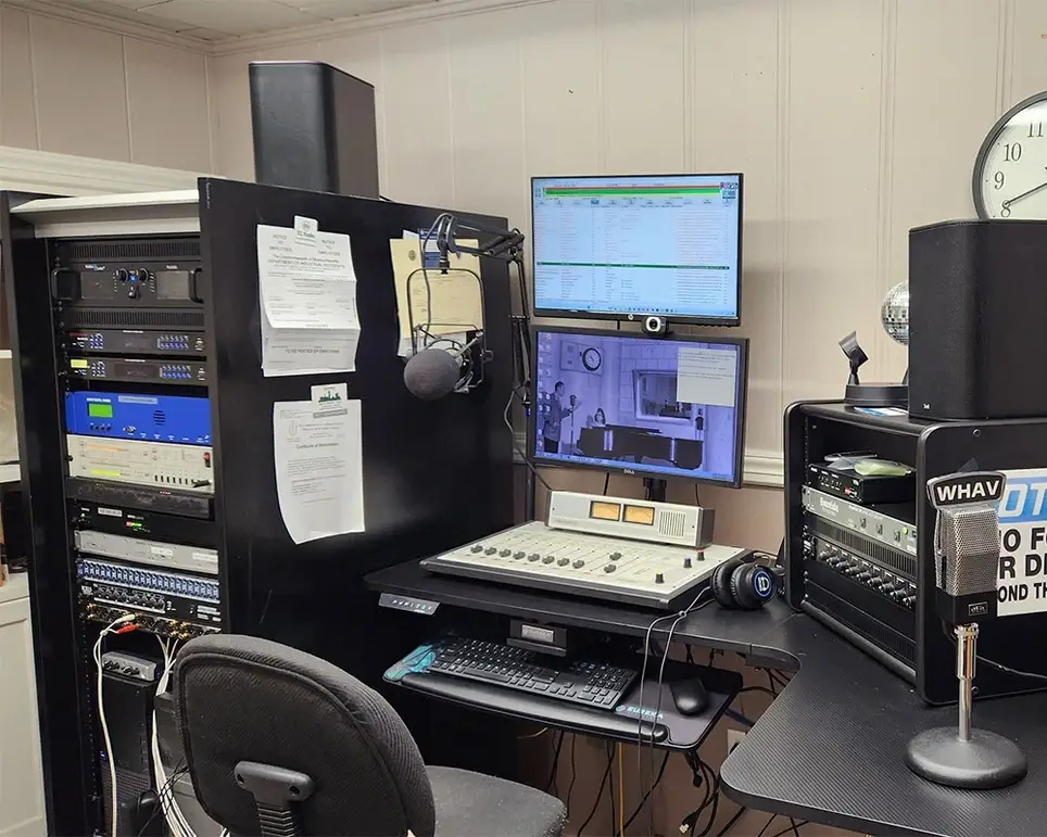 WHAV Radio Volunteers Make a Difference in the Community