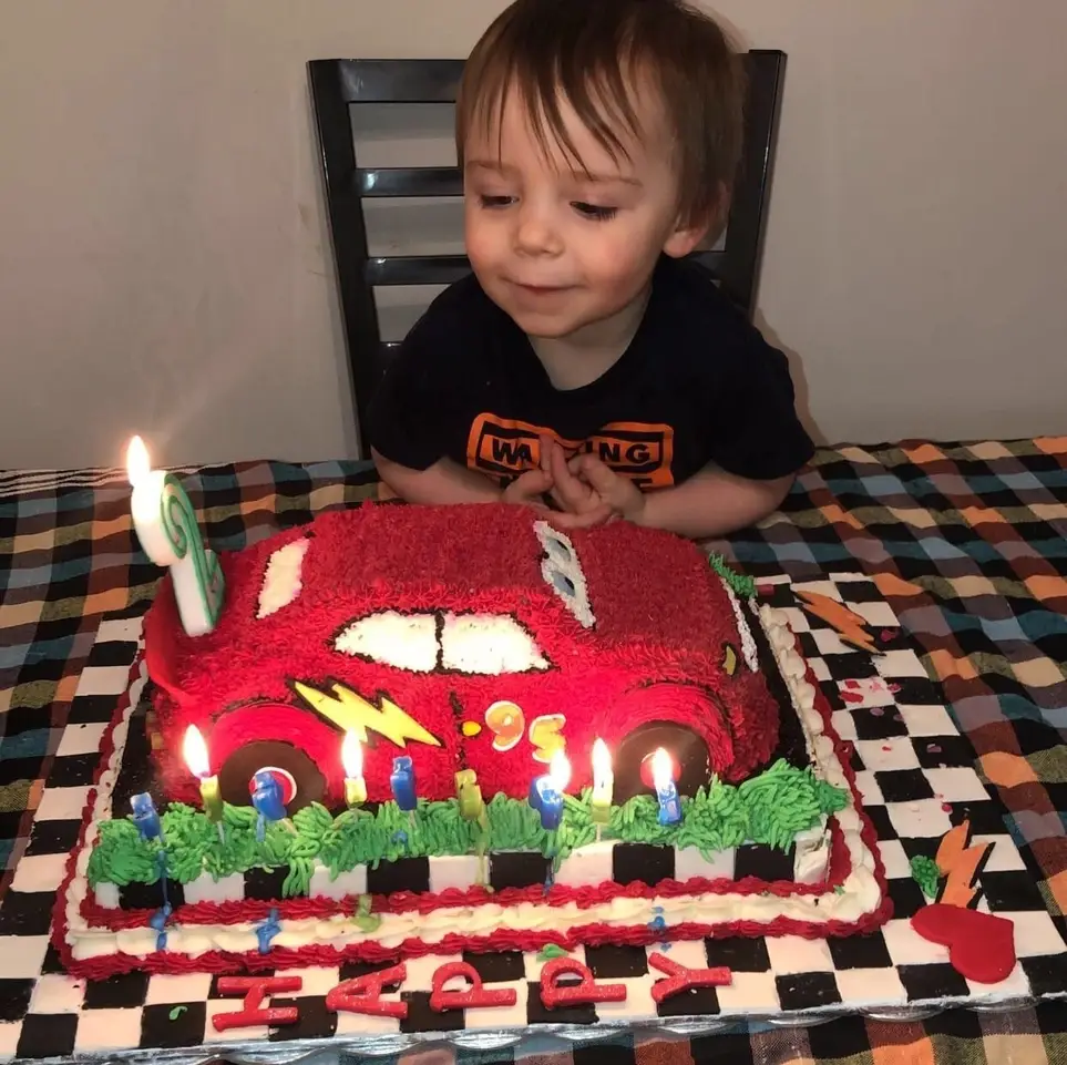 Bake birthday cakes for foster kids and at risk youth in Bellevue, Nebraska