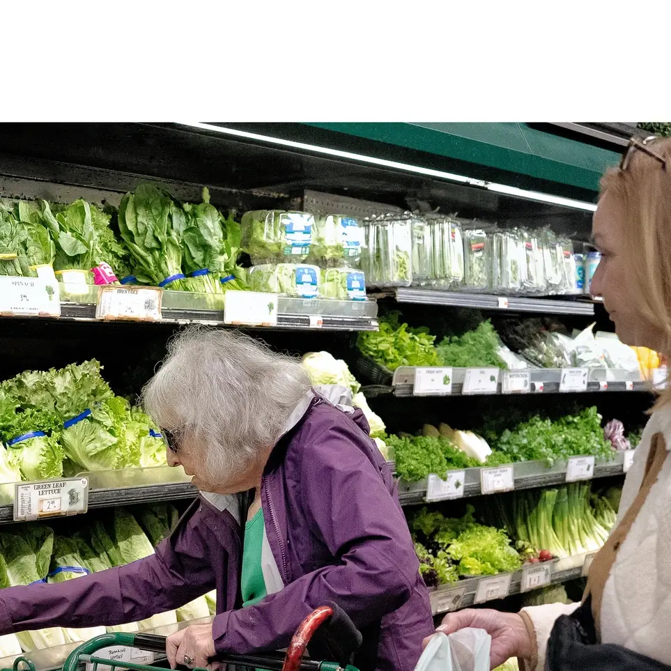 Volunteer to help seniors age joyfully!