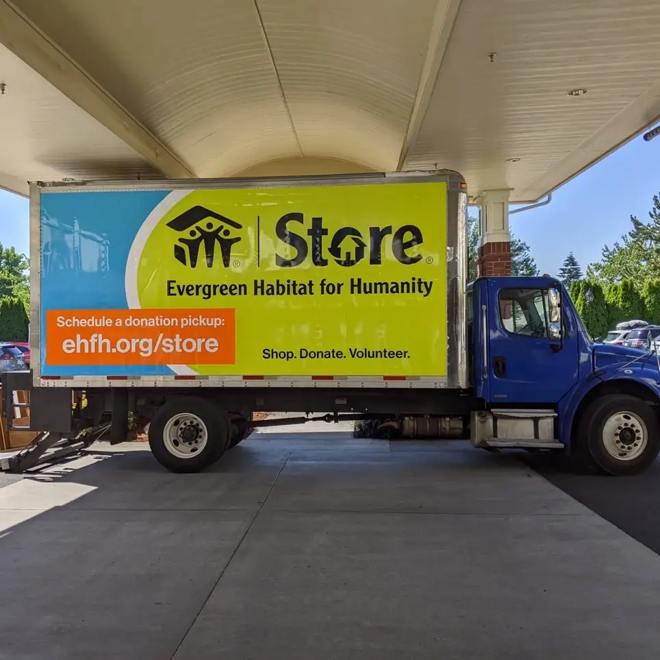 Donation Pickup Assistant