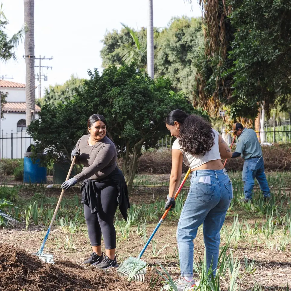 Volunteer Day | Alice Keck Park Memorial Garden