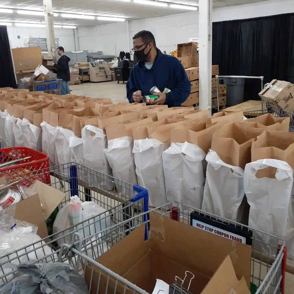 Pantry Volunteers for The Salvation Army in Akron