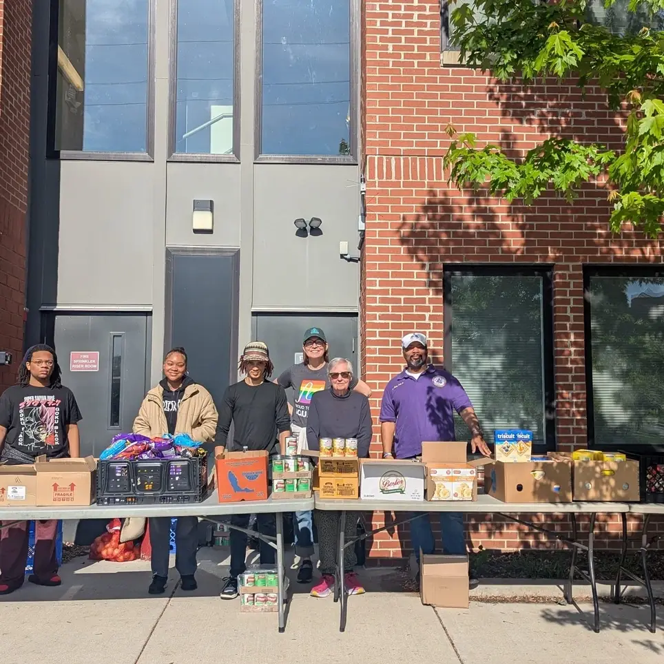 Pop Up Pantry Volunteers Needed!