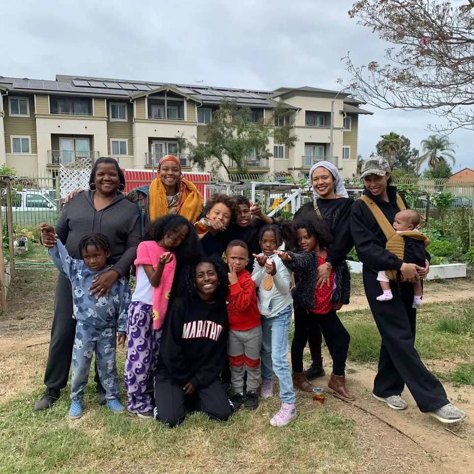 Youth Garden Volunteer Program - Flora's Village