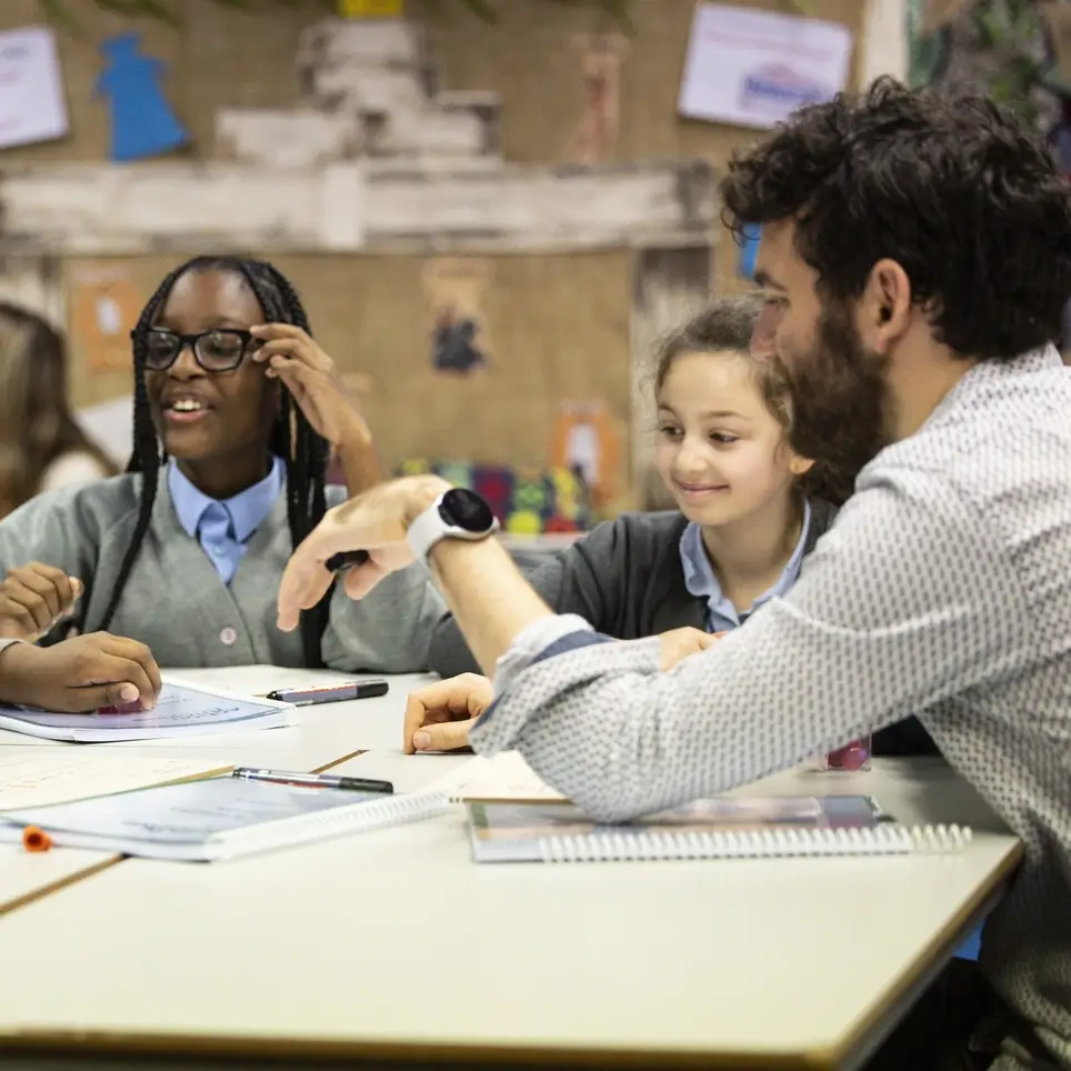 Volunteer tutor for disadvantaged pupils - English or maths (Sheffield)