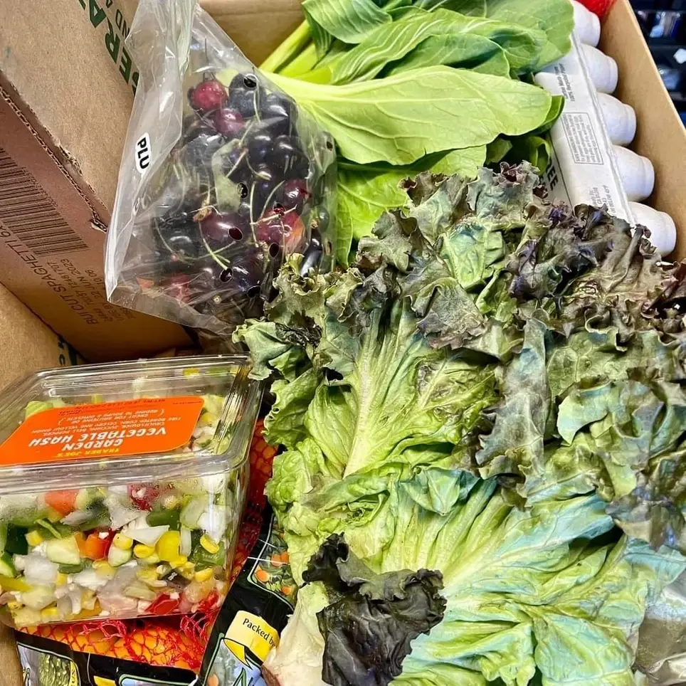 Packing Food Boxes