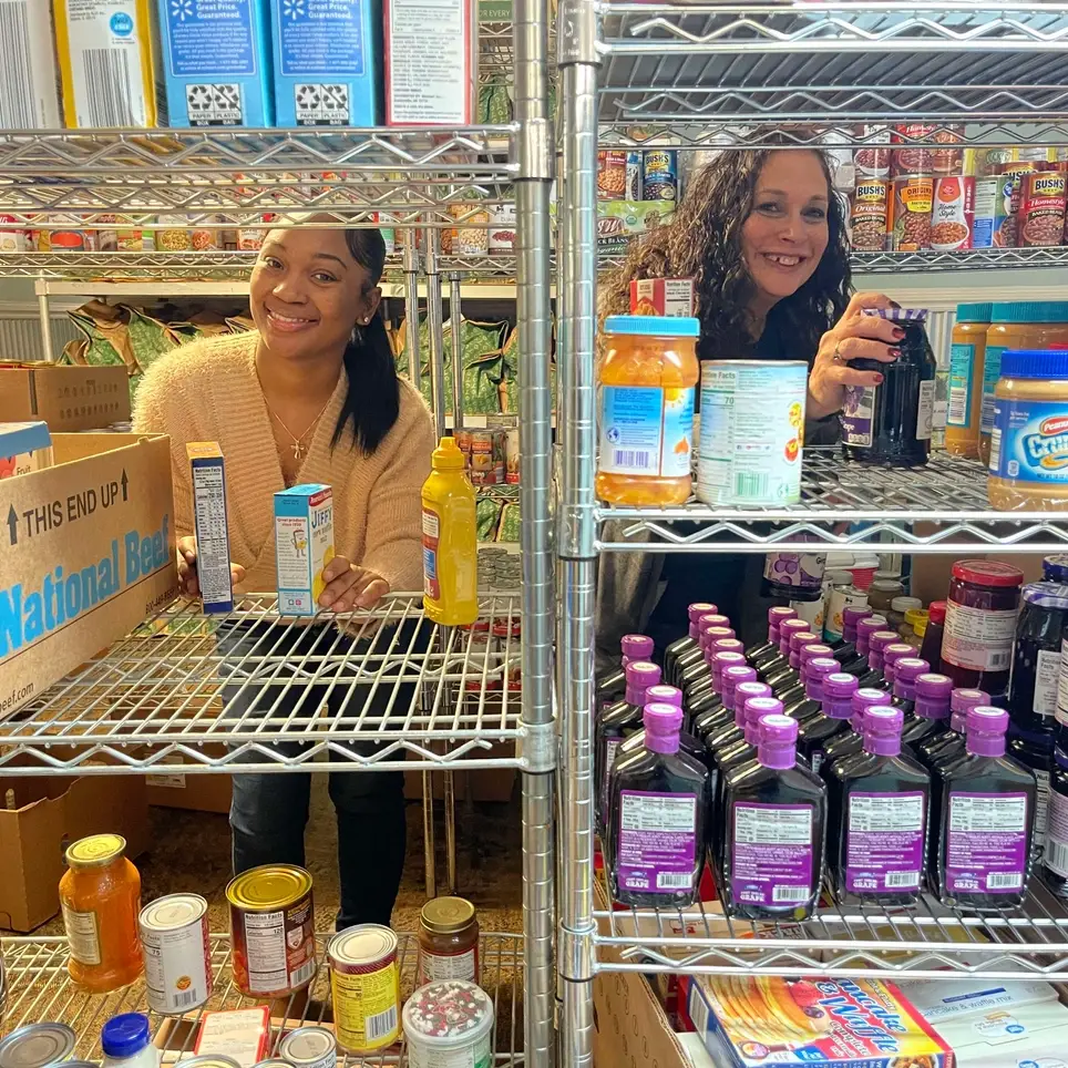 Helping Hands Volunteer