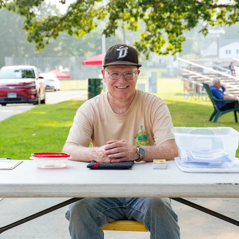 LOOKING FOR A FUN PLACE TO VOLUNTEER? THE DANBURY WESTERNERS ARE LOOKING FOR YOU.