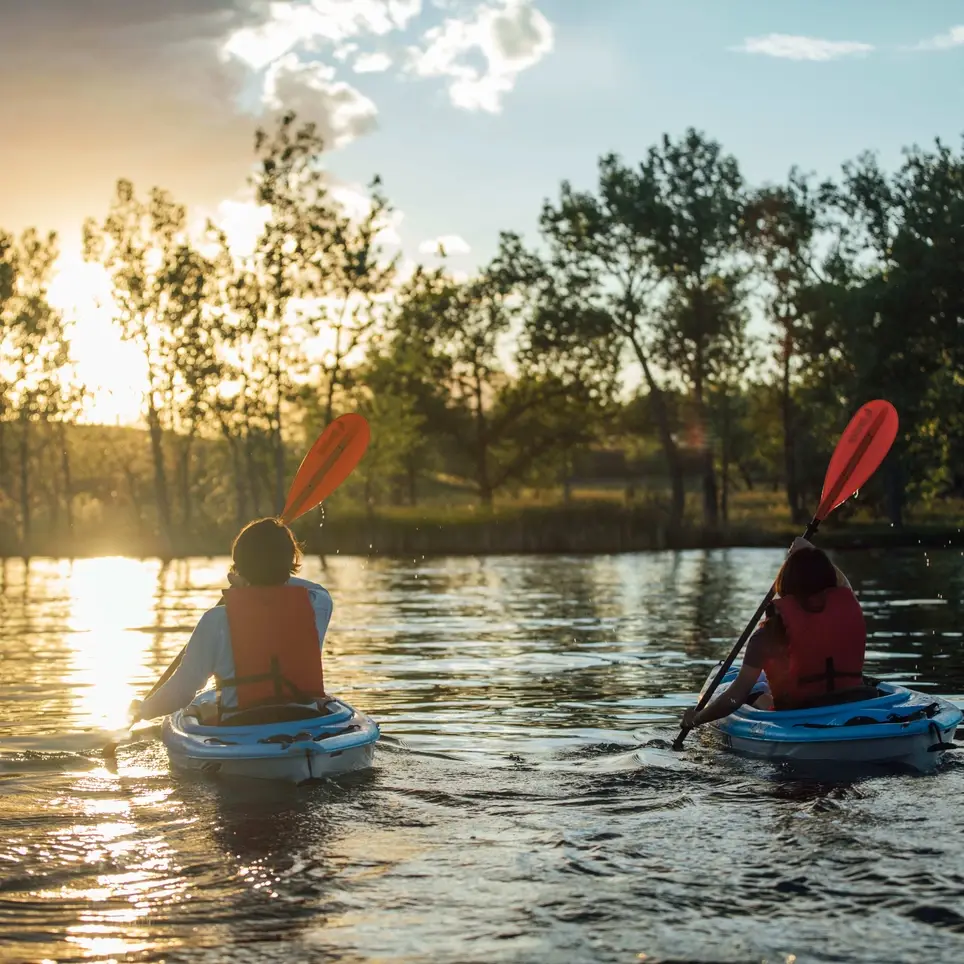 Volunteer surrounded by nature and beauty!