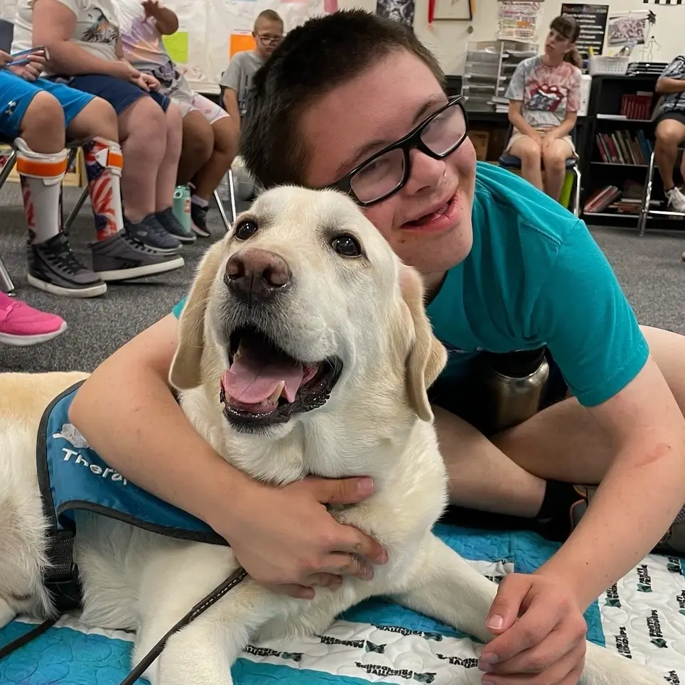 Volunteer with your pet! Help kids and adults with special needs in Mesa.