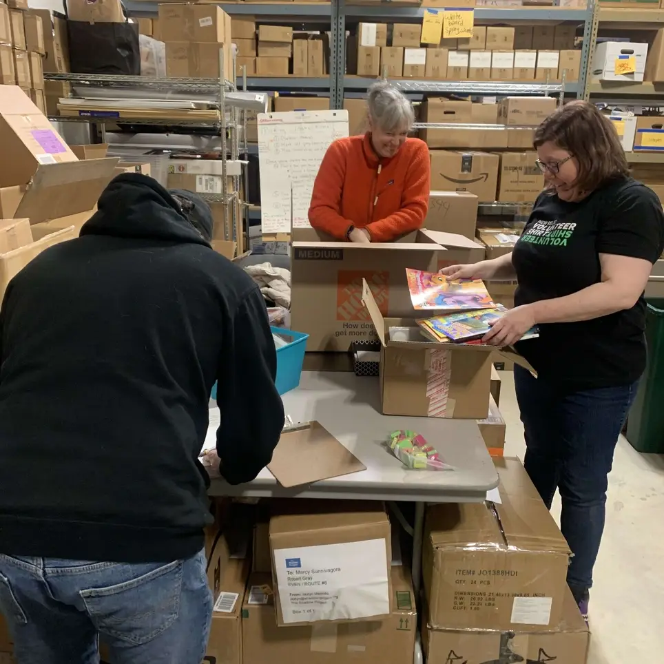 Pack Teacher Shadow Store orders!