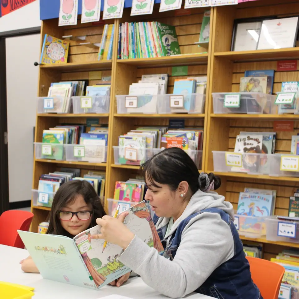 Help us grow students' reading skills! Become an afternoon Summer Reading Buddy!