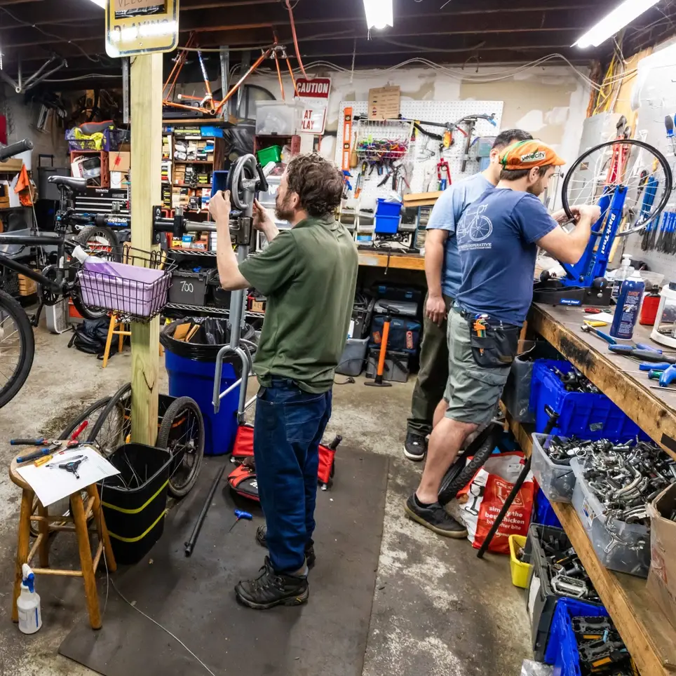 Bicycle Mechanics - No experience necessary! Training provided!