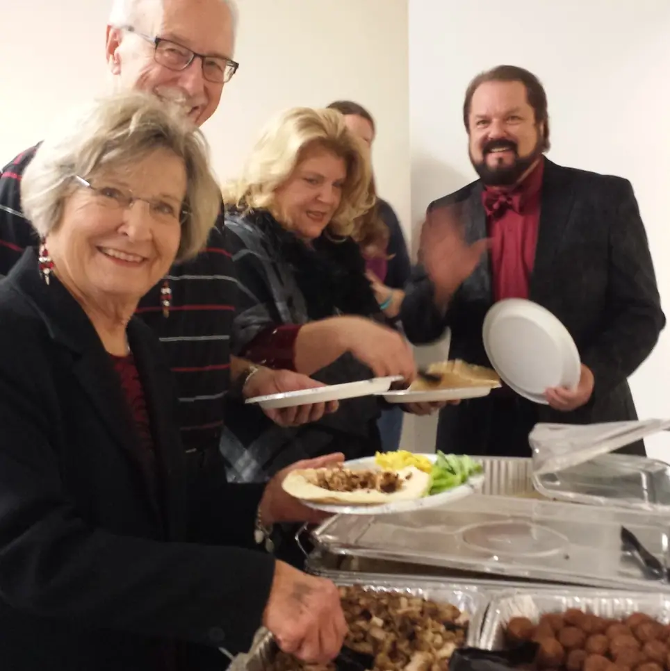 Cricut Machine & Hallmark Card Studio Program needing You to be on our Team!